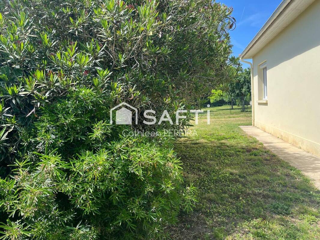 Photo 1 - Maison à SAINT-SULPICE