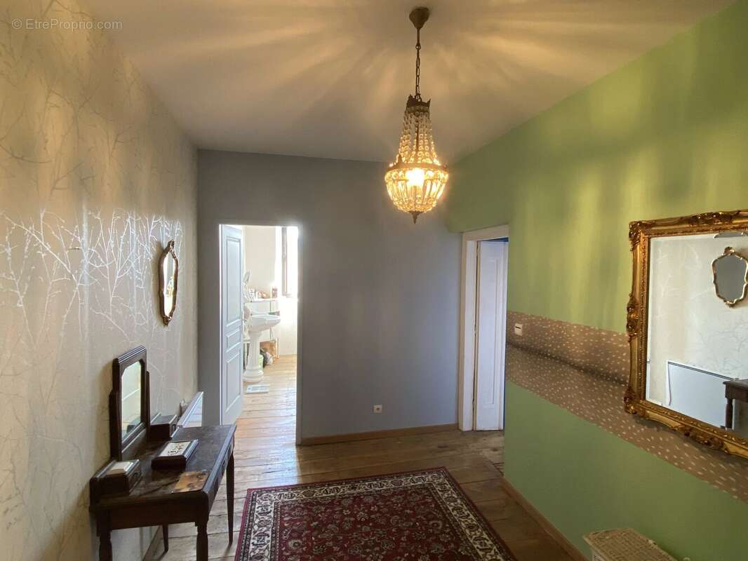 Maison à MANCIOUX