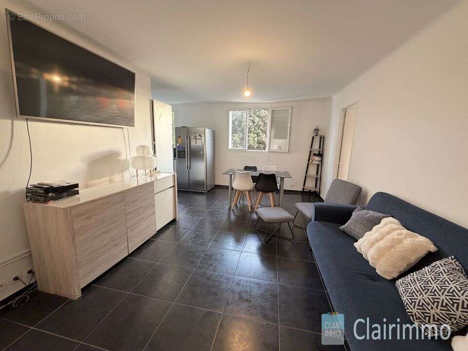 Appartement à MARSEILLE-13E
