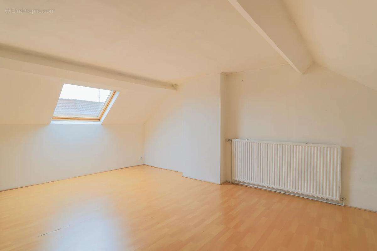 Maison de ville - 74 m2 - Valenciennes - photo 10