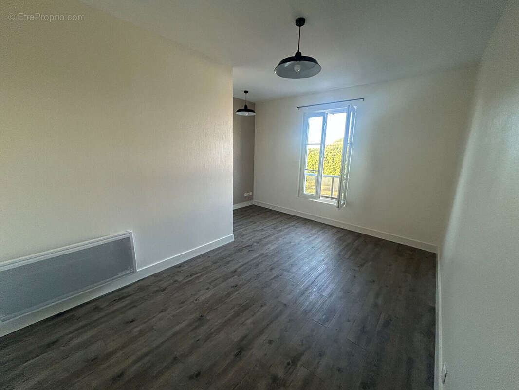 Appartement à FOURAS