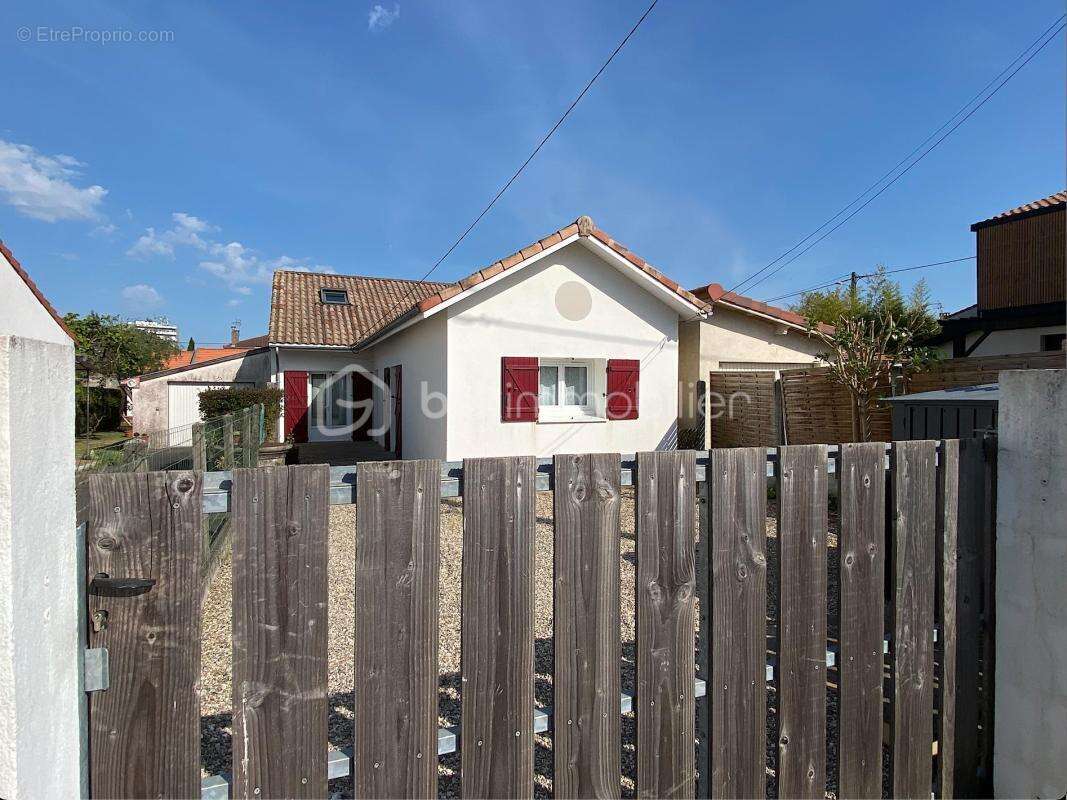 Maison à BEGLES