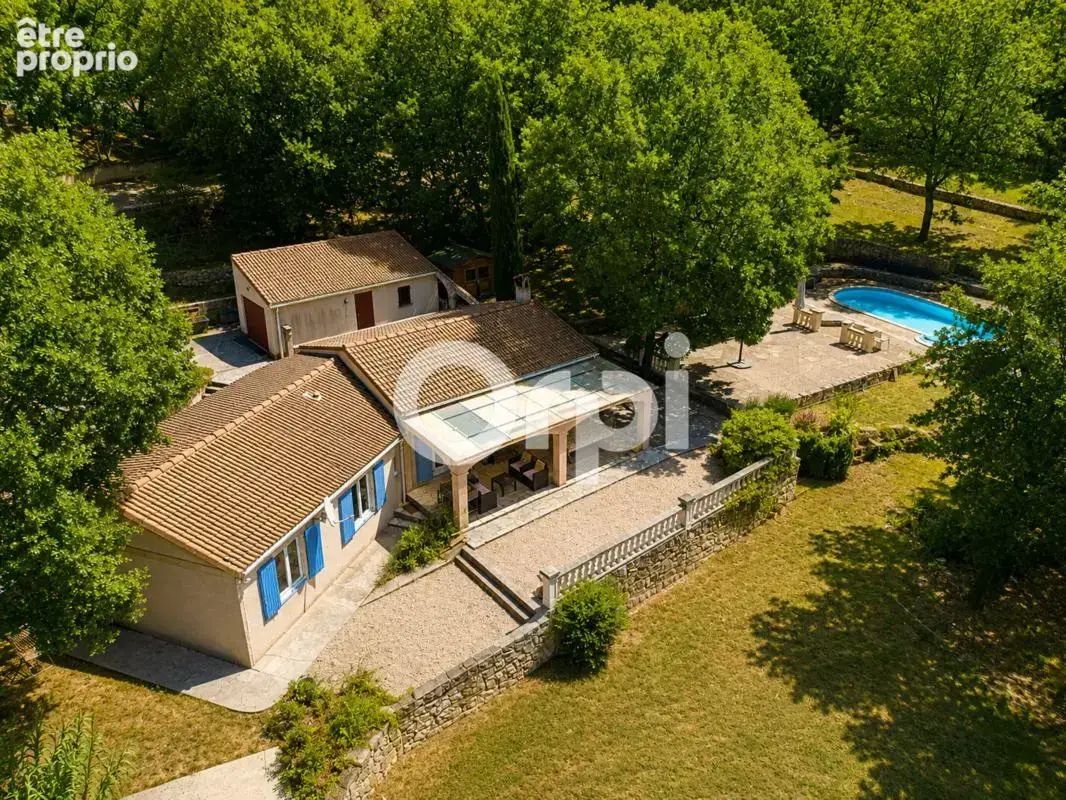 Piscine -calme -garage -plain pied -environnement - photo 2