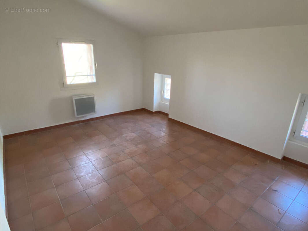 Maison avec terrain cloture - photo 7