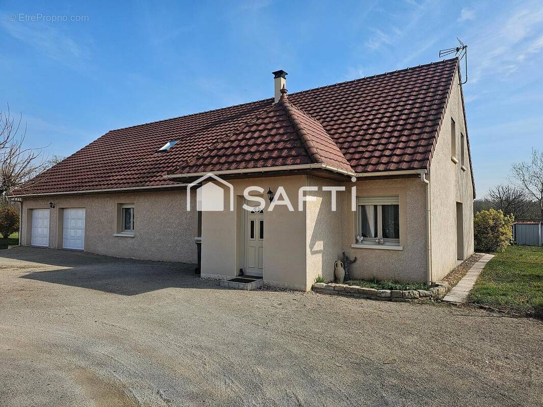 Photo 1 - Maison à OUROUX-SUR-SAONE