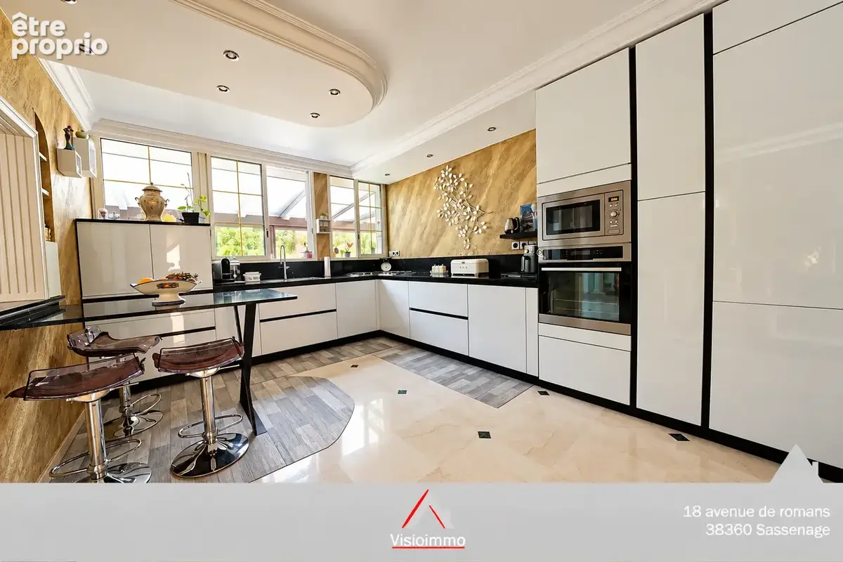 Maison mitoyenne 5P de 136 m2 avec jardin Sassenage Plaine - photo 8