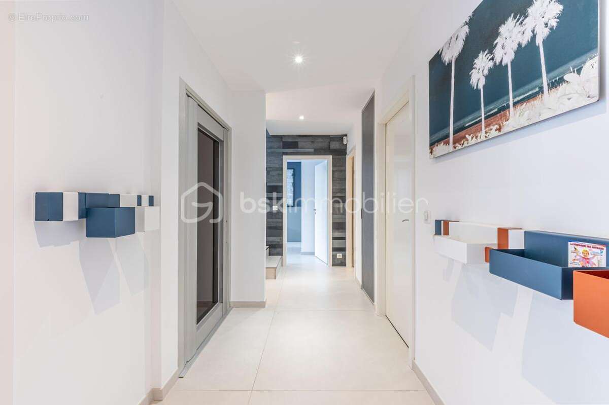 Magnifique T4 type Villa sur le toit / Vue mer / Terrasse + solarium 150 m² - photo 9