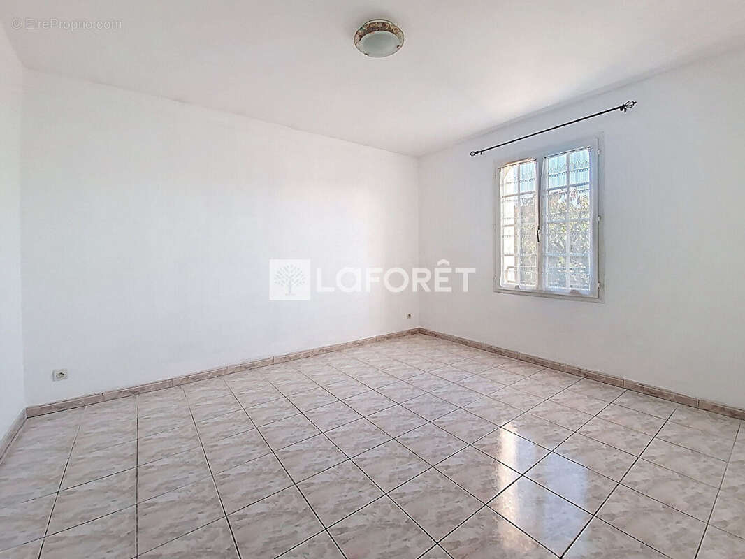 Maison à LEUVILLE-SUR-ORGE