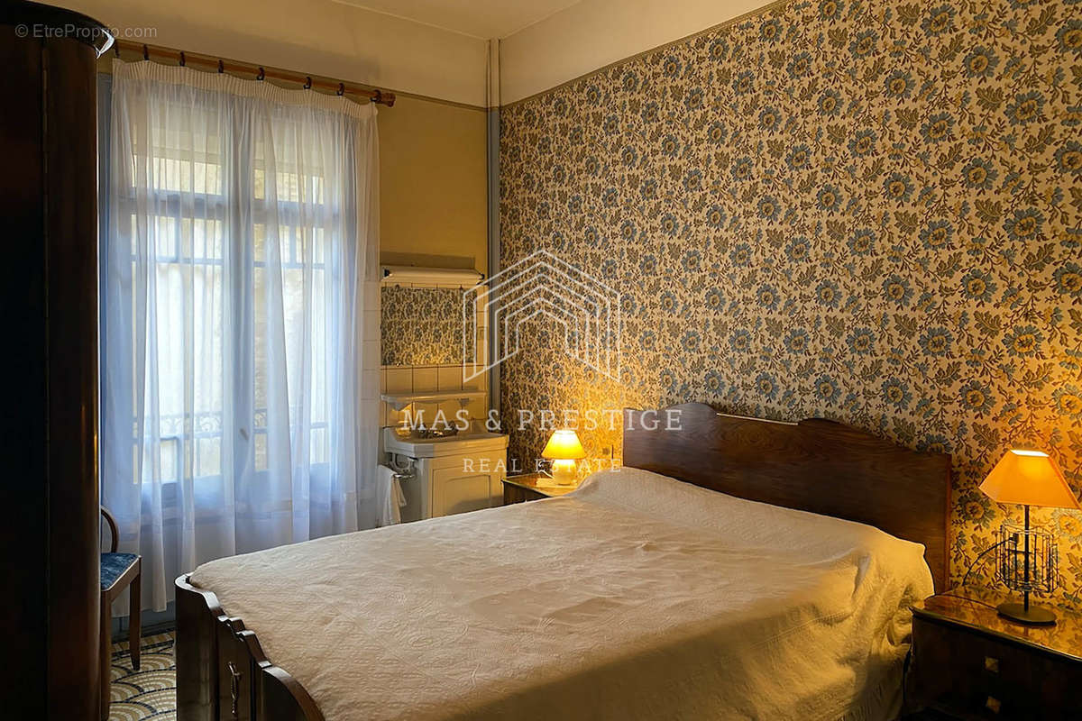 Maison à SAINT-LAURENT-DE-CERDANS