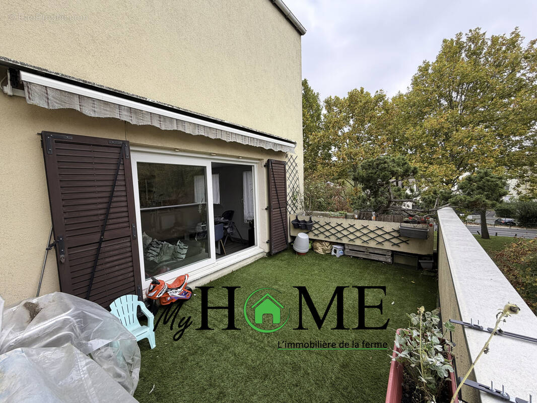 Appartement à NANDY