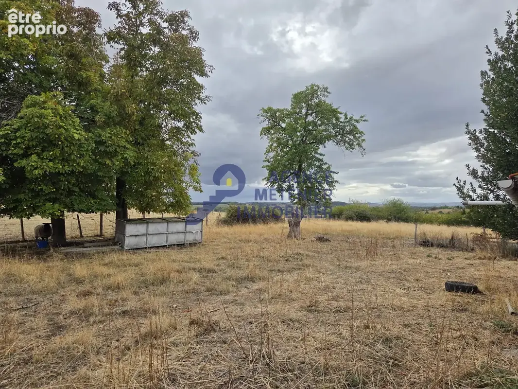 CHAREIL-CINTRAT   Maison de 104,90 m2 avec nombreuses dépendances et 8 580 m2 de terrain - photo 9