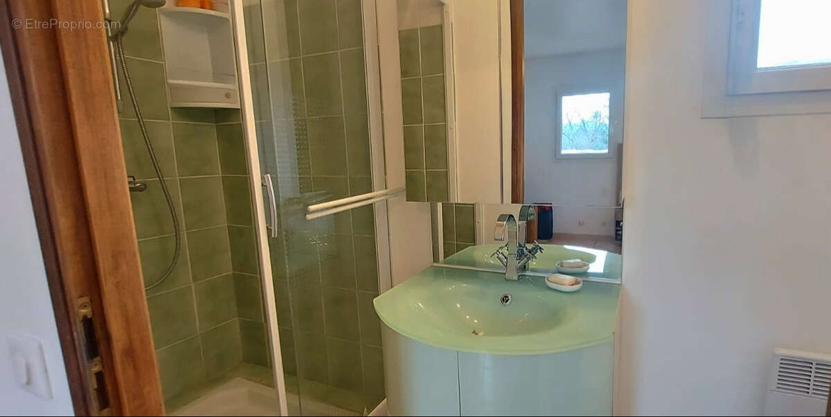 Maison à MEOUNES-LES-MONTRIEUX