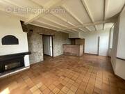 Appartement à CONTES