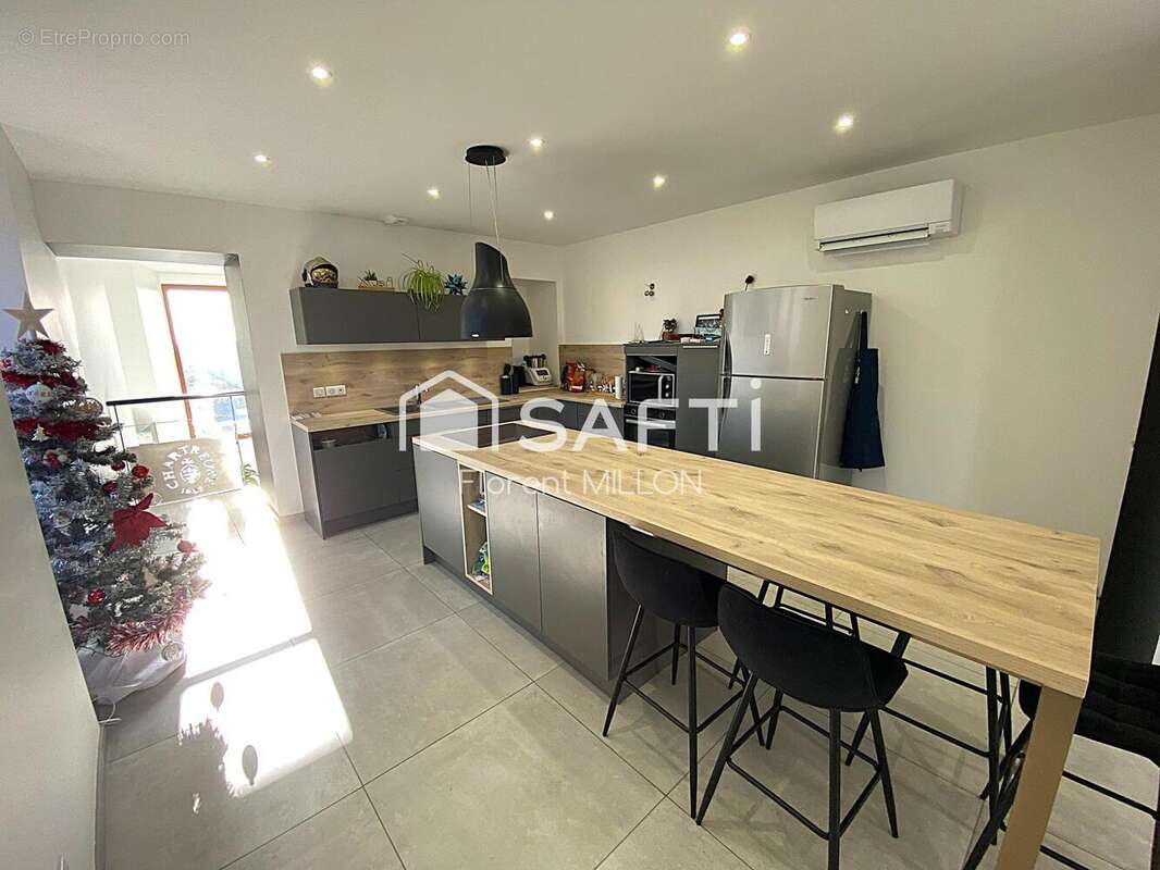 Photo 4 - Maison à LA MURETTE