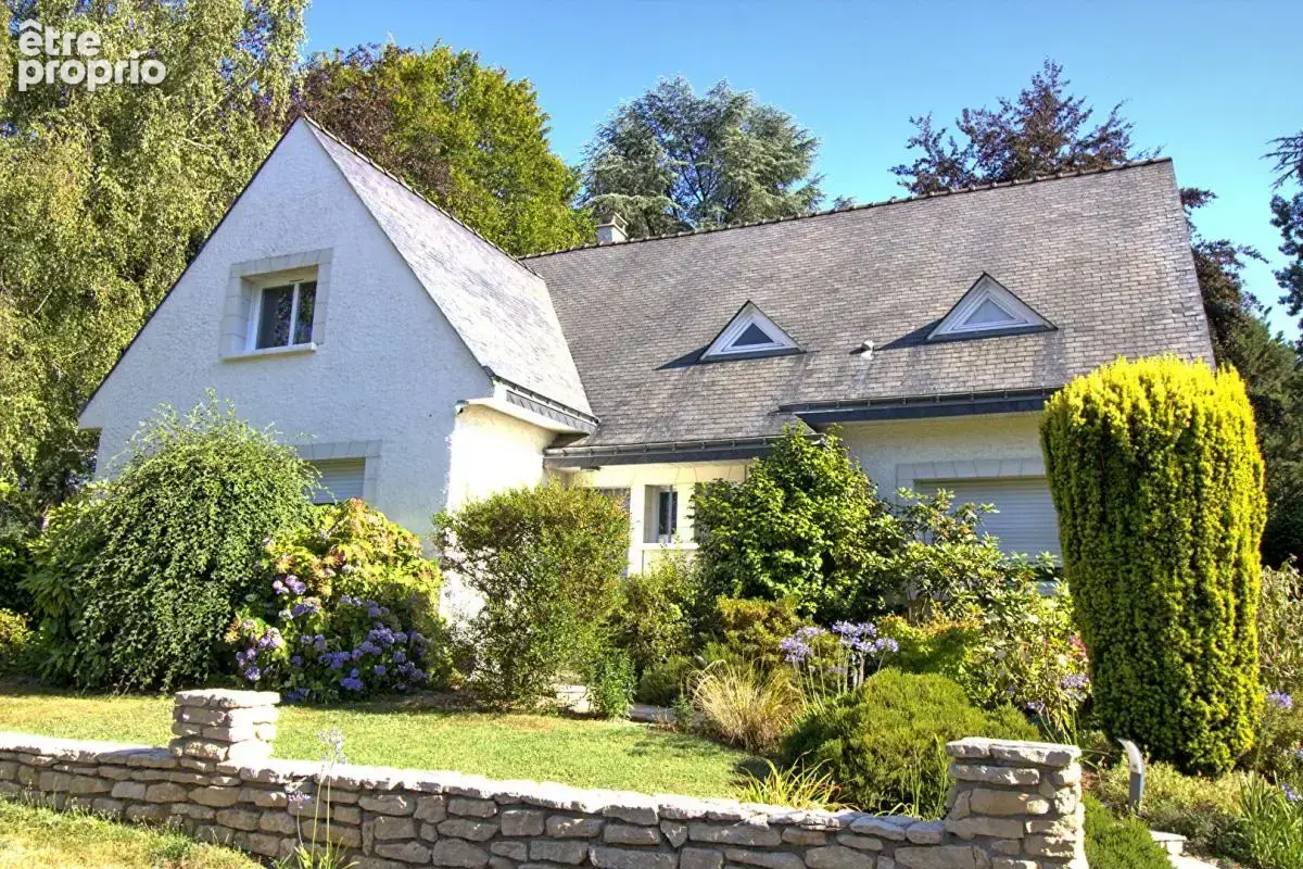 Maison au Parc de la Haye à Avrillé, 8 pièce(s) sur 190 m2 habitables - photo 2
