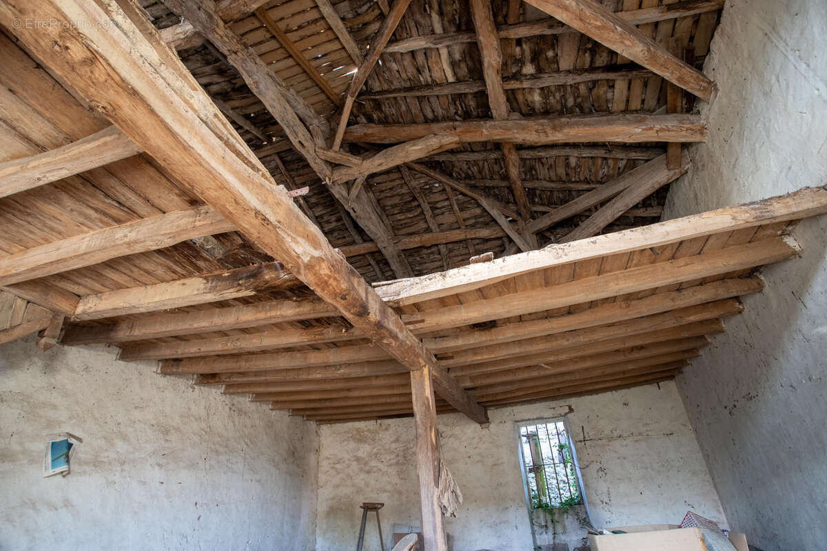 Maison de village à renover - photo 6