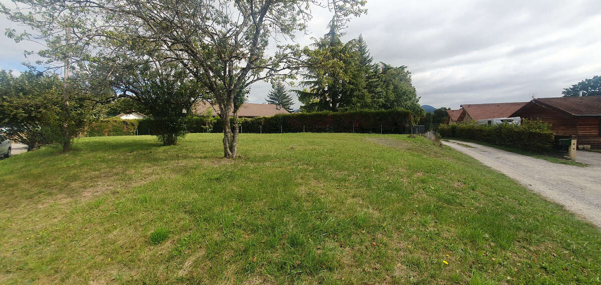 Terrain à CONTAMINE-SUR-ARVE