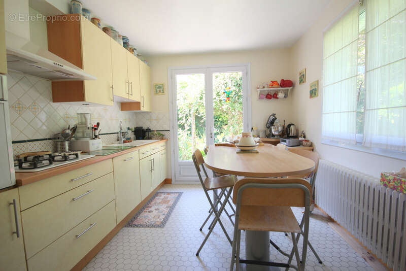 Maison à PONT-SAINTE-MAXENCE