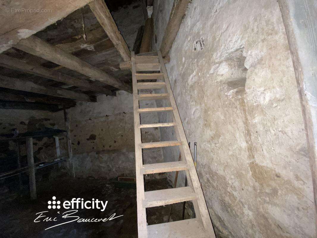 Maison 30 m² à Parthenay  - photo 7