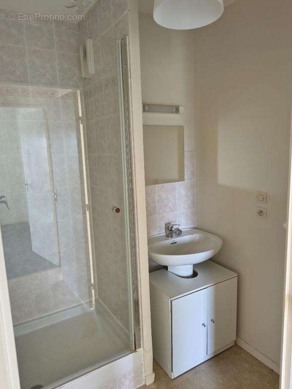 Appartement Sainte Luce Sur Loire 2 pièce(s) - photo 4