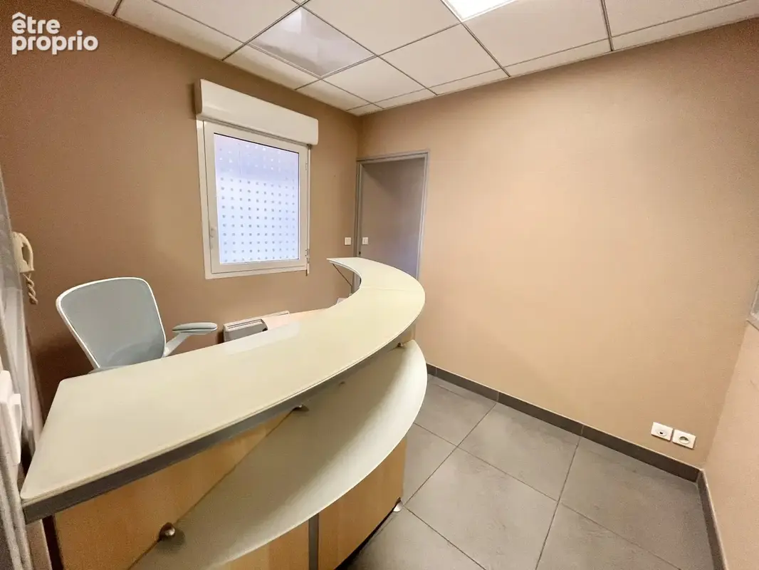 Commerce 78 m² à vendre à Mende (48000) - photo 3