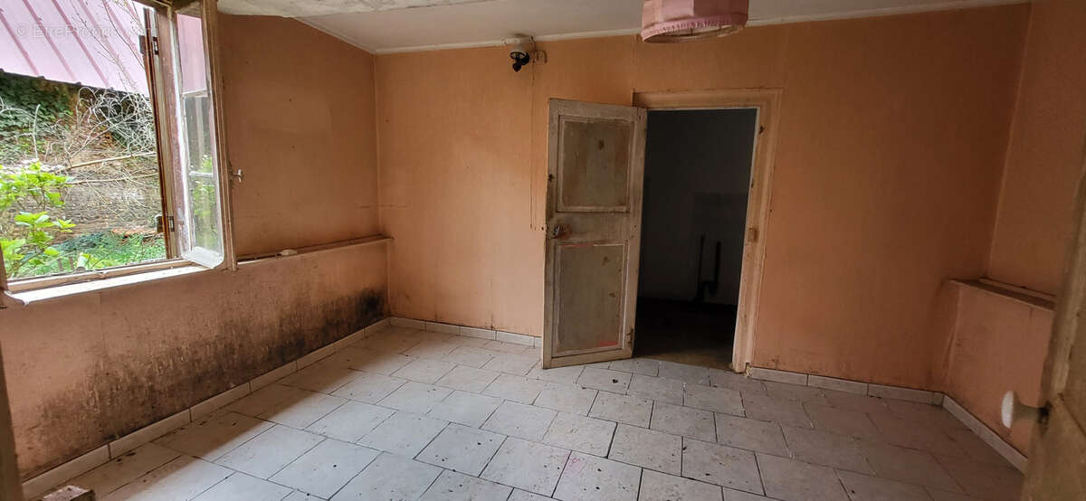 Maison à SAINT-NICOLAS-D'ALIERMONT