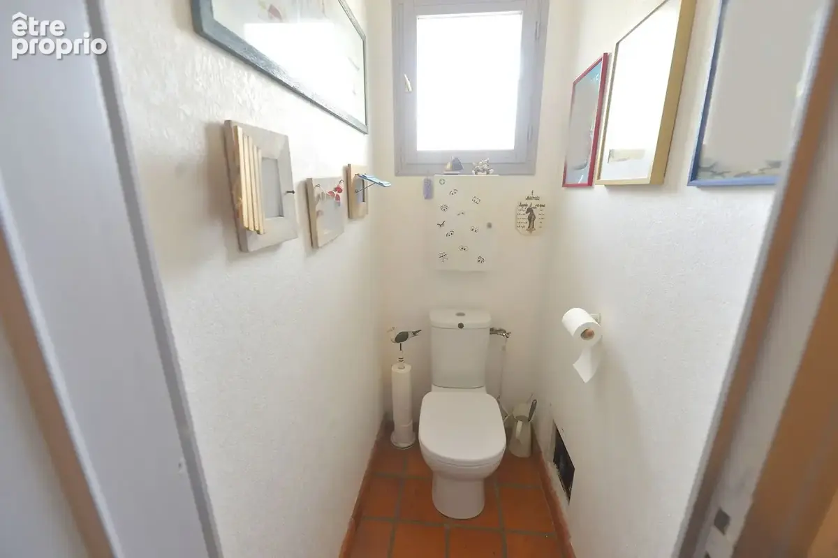Maison 160 m² à Saint-Georges-De-Didonne  - photo 9