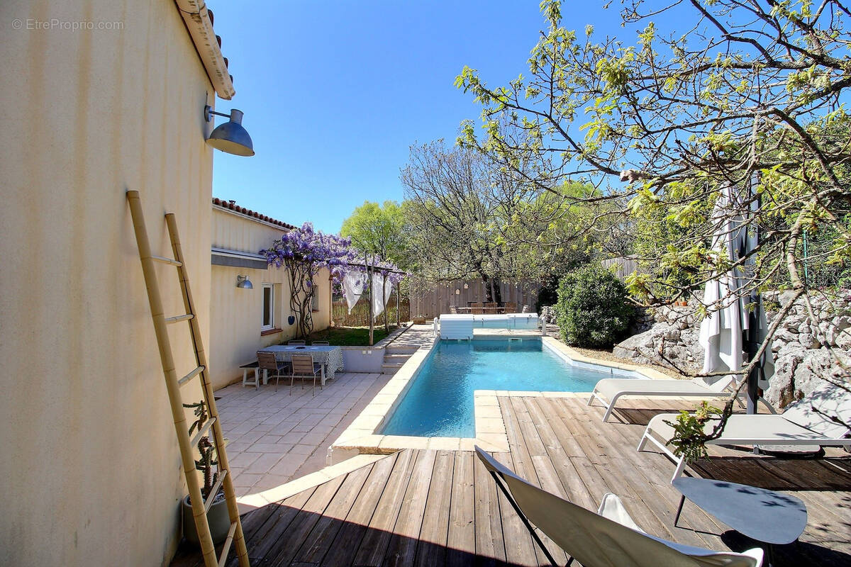 Maison à SAINT-MARTIN-DE-LONDRES