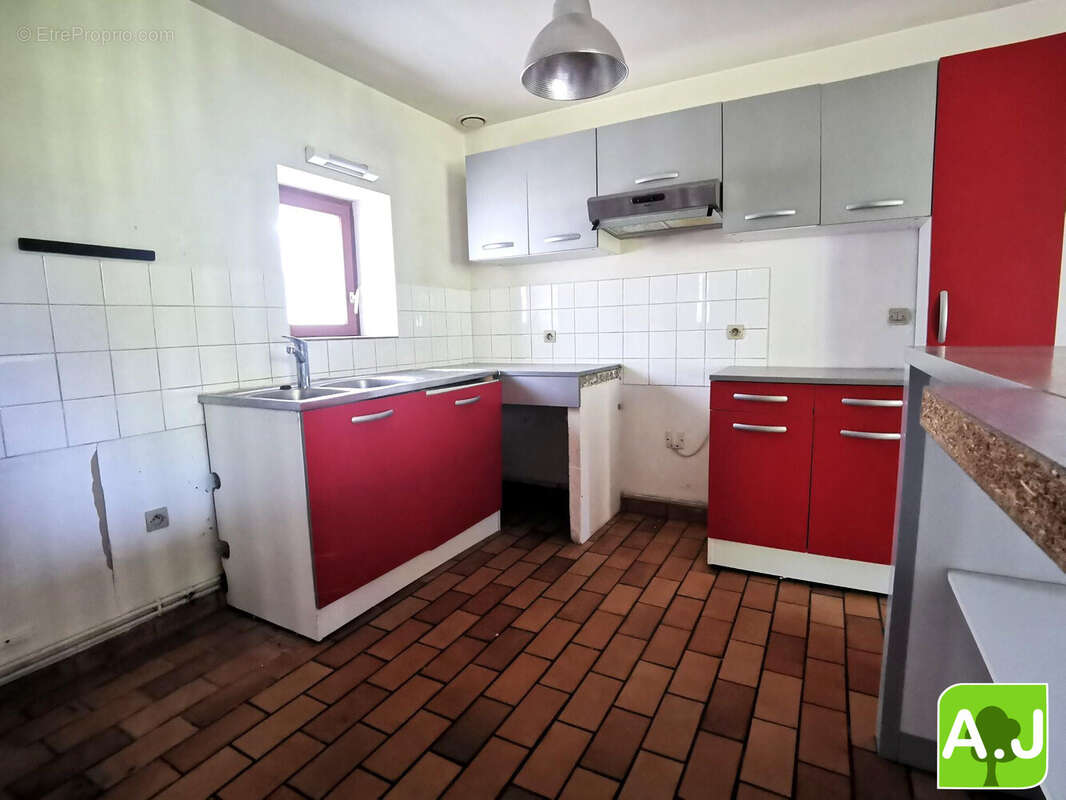 Maison 84 m² à La Chaussee-D'ivry  - photo 4
