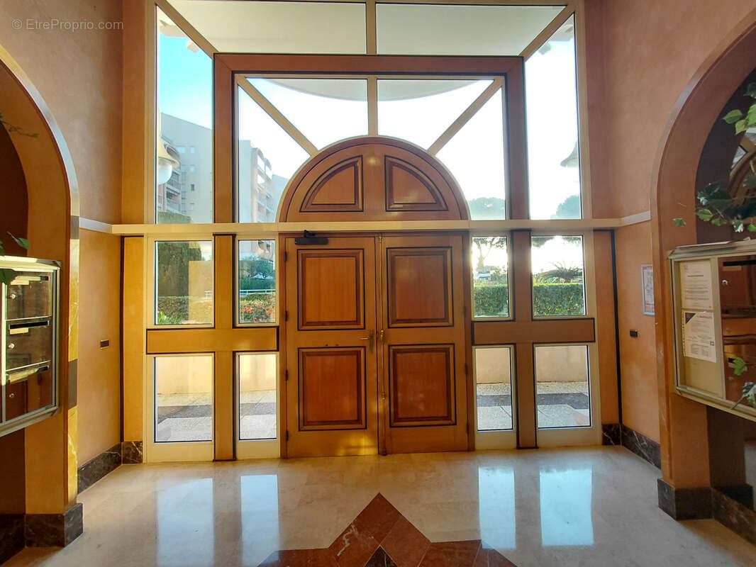 Appartement à FREJUS