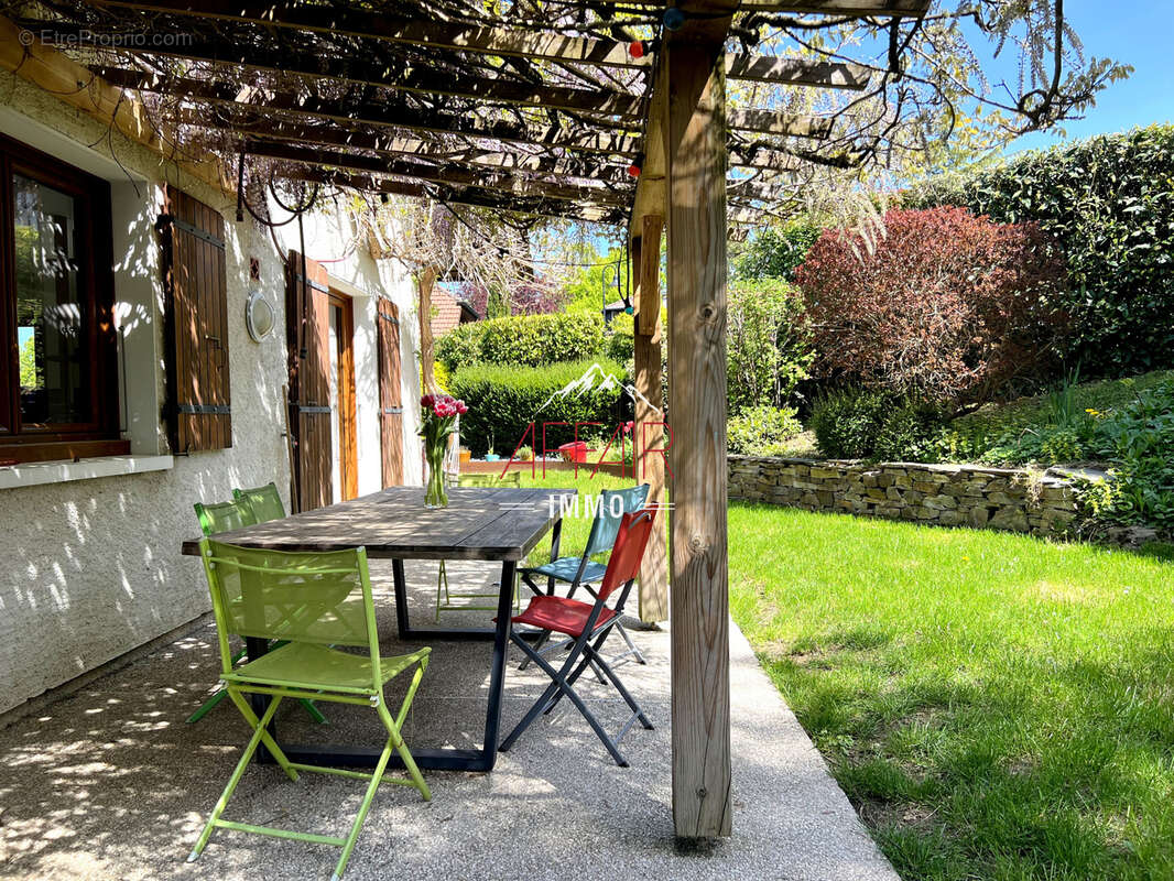 Maison à NEYDENS
