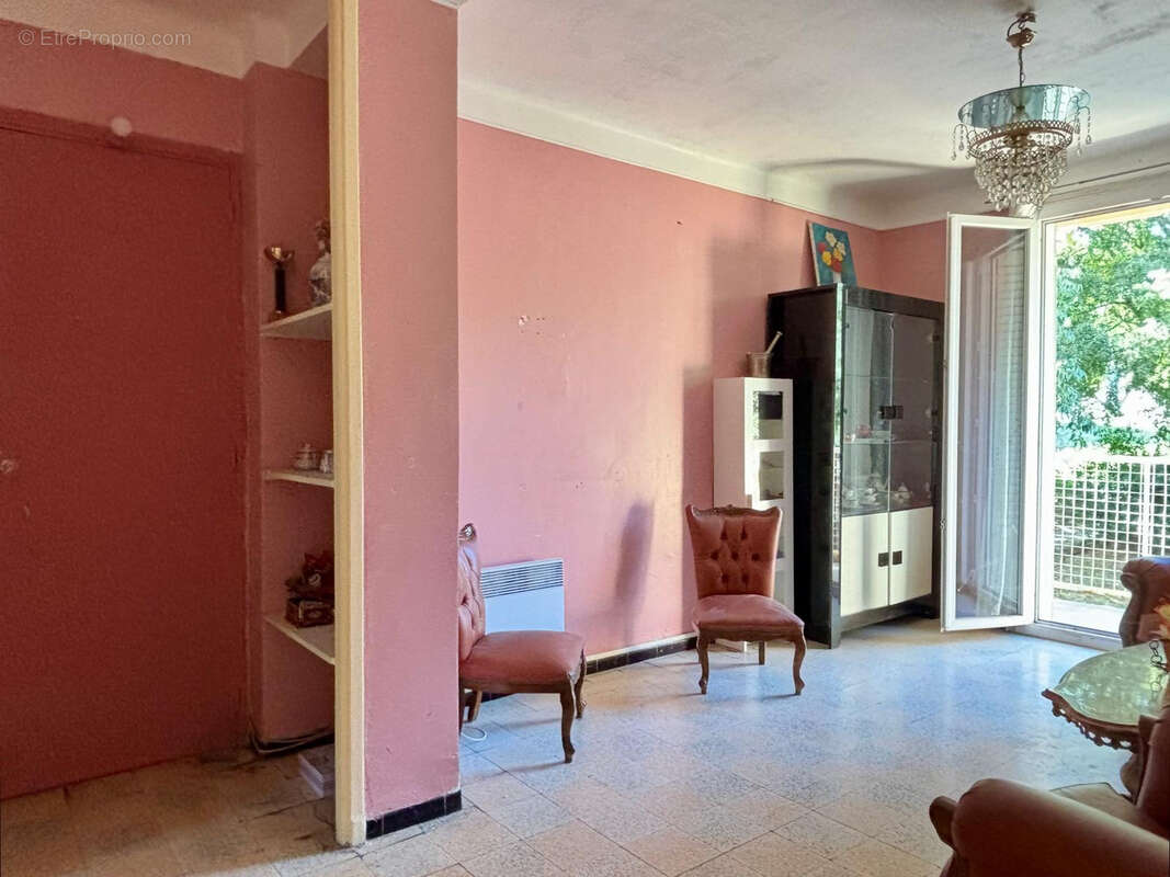 Appartement à MARSEILLE-10E