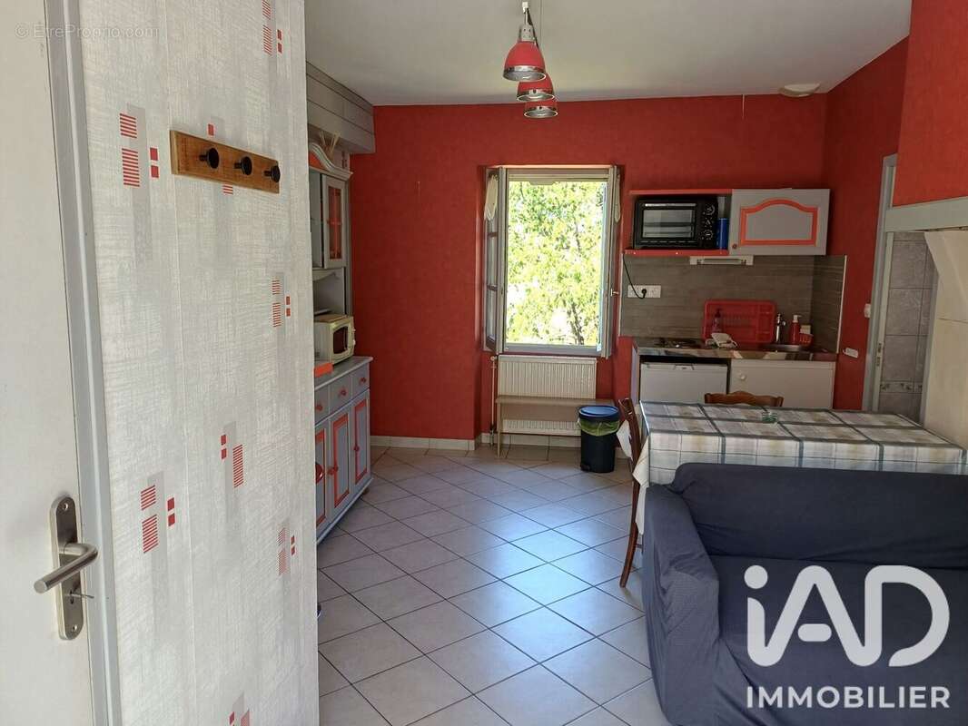 Photo 5