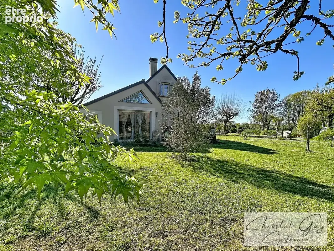 Maison à vendre 5 pièces, 135 m², garage, 3 chambres, 2626 m² de terrain MAYET (72) - photo 2