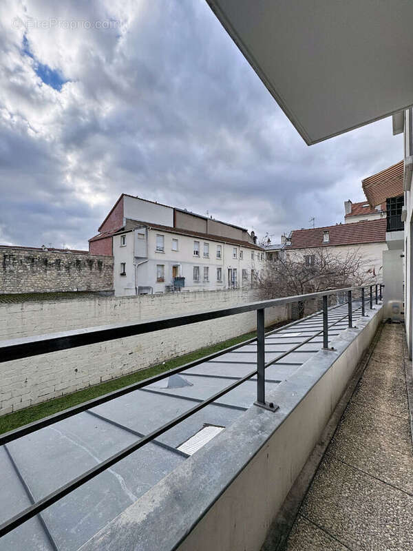 Appartement à AUBERVILLIERS