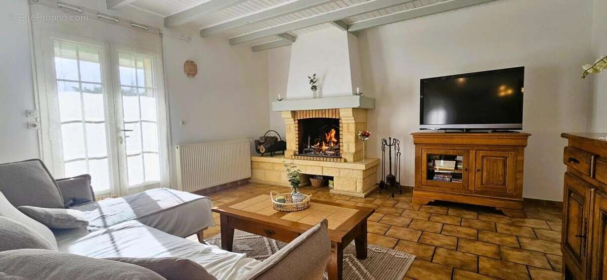 Maison à SAINT-LAURENT-DES-VIGNES