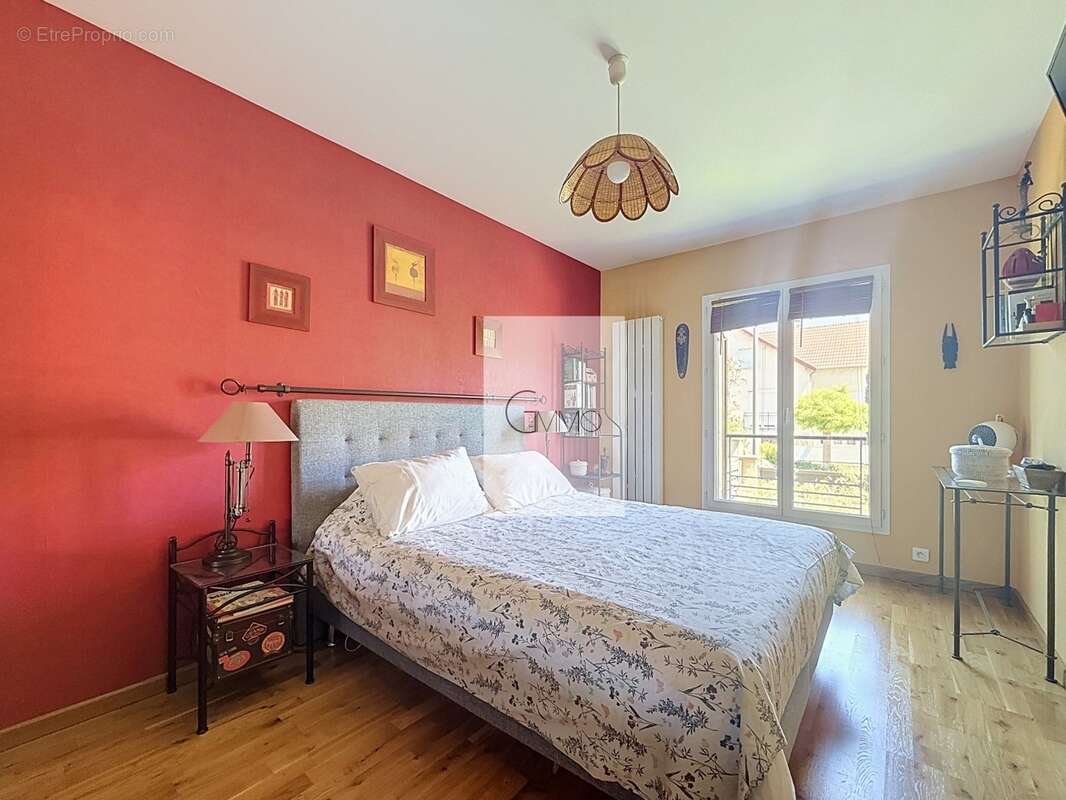 Maison 195 m² à Chevilly-Larue  - photo 4