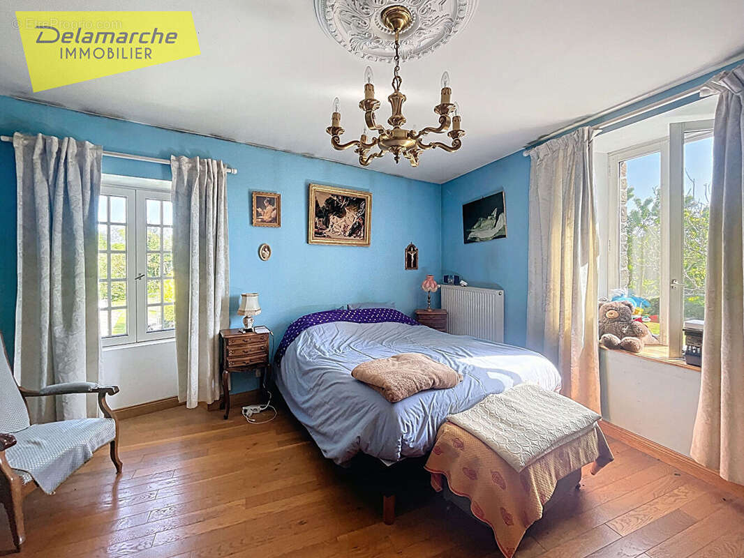 Maison à SAINT-SAUVEUR-LA-POMMERAYE