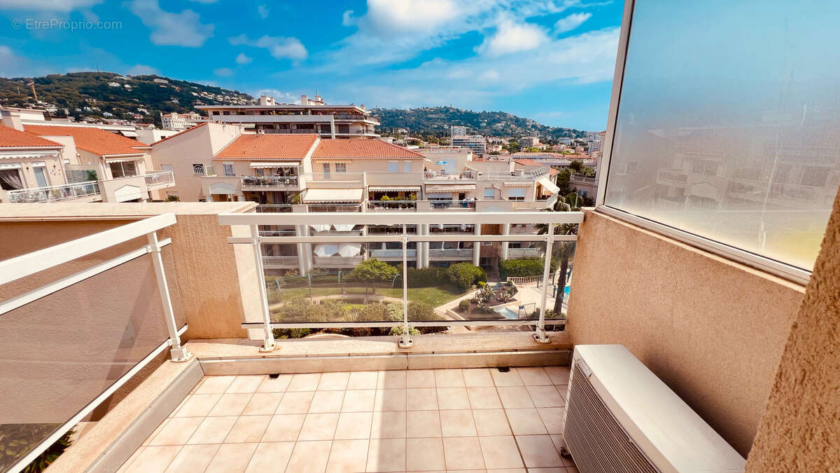 Appartement à CANNES