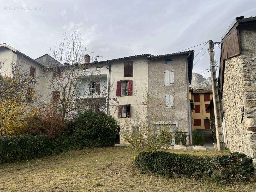 Maison à RABAT-LES-TROIS-SEIGNEURS
