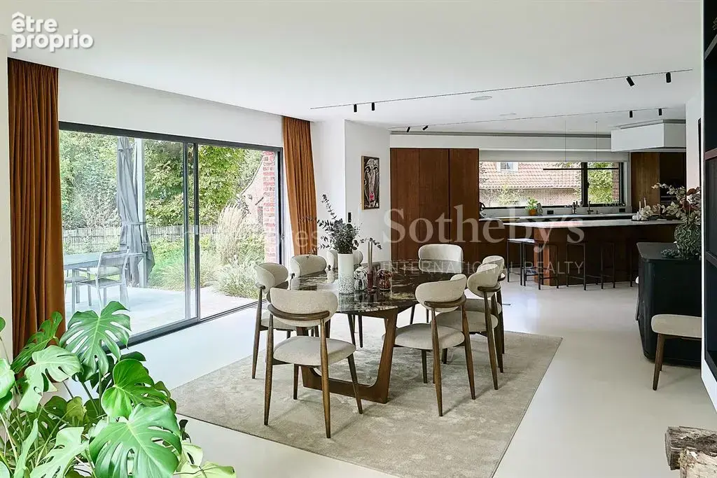 Croix résidentiel , splendide maison cotemporaine , 5 ch sur une parcelle de 1143 m2 de terrain . - photo 2