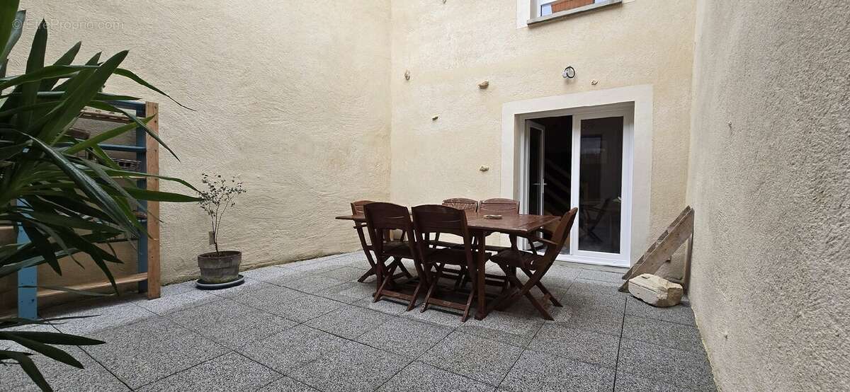 Maison 182 m² à Charmes-La-Cote  - photo 5