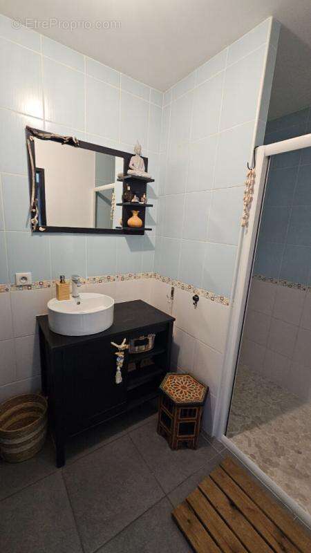 Appartement à SAINT-JULIEN-EN-BORN