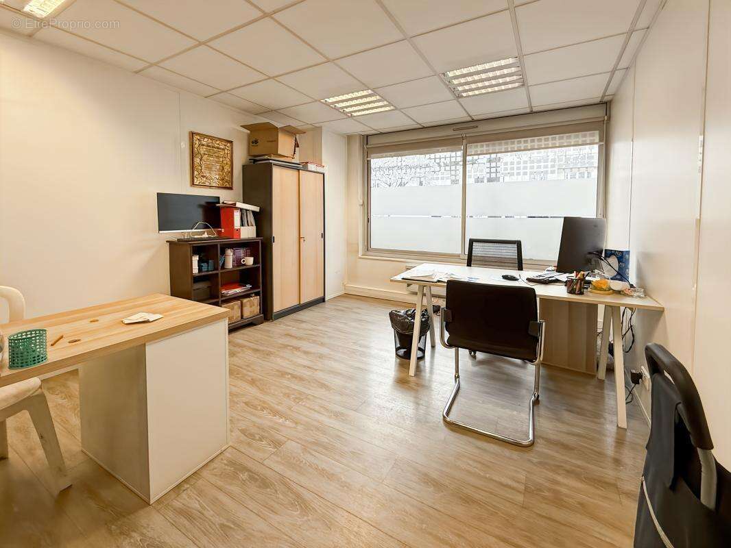 Commerce à VINCENNES