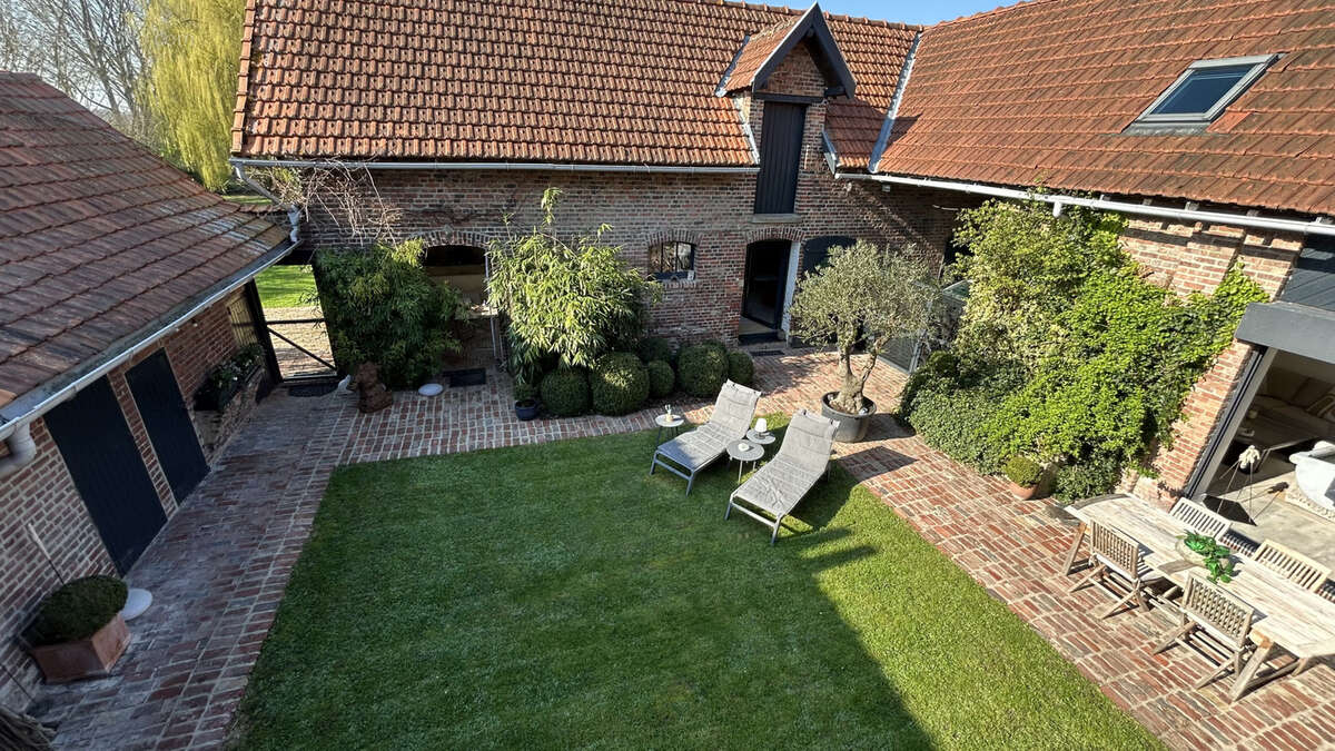 Maison à ERQUINGHEM-LYS