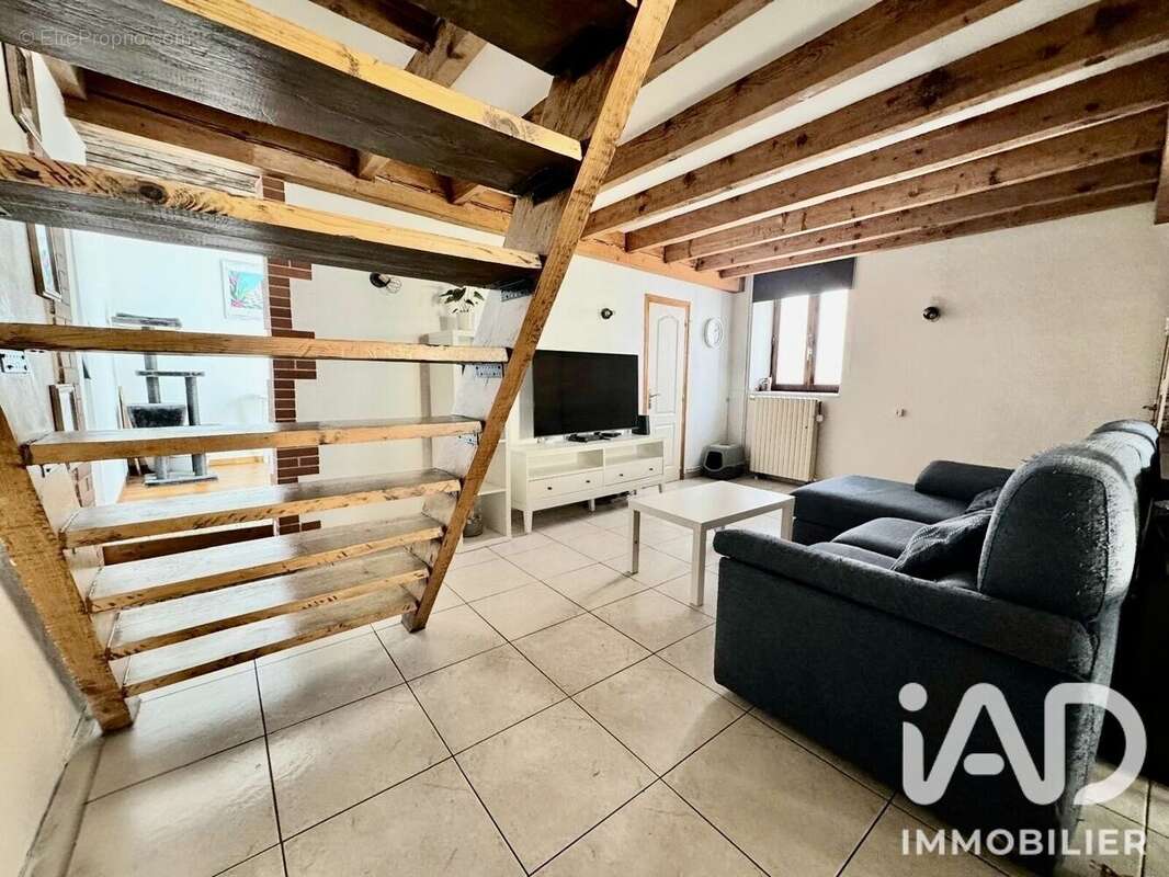 Photo 4 - Maison à SAINT-JUST-SAINT-RAMBERT