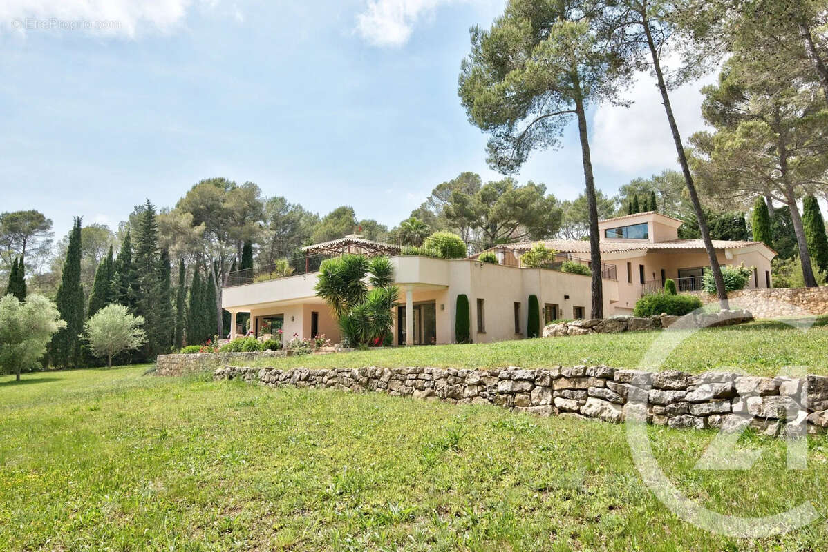 Maison à MOUGINS