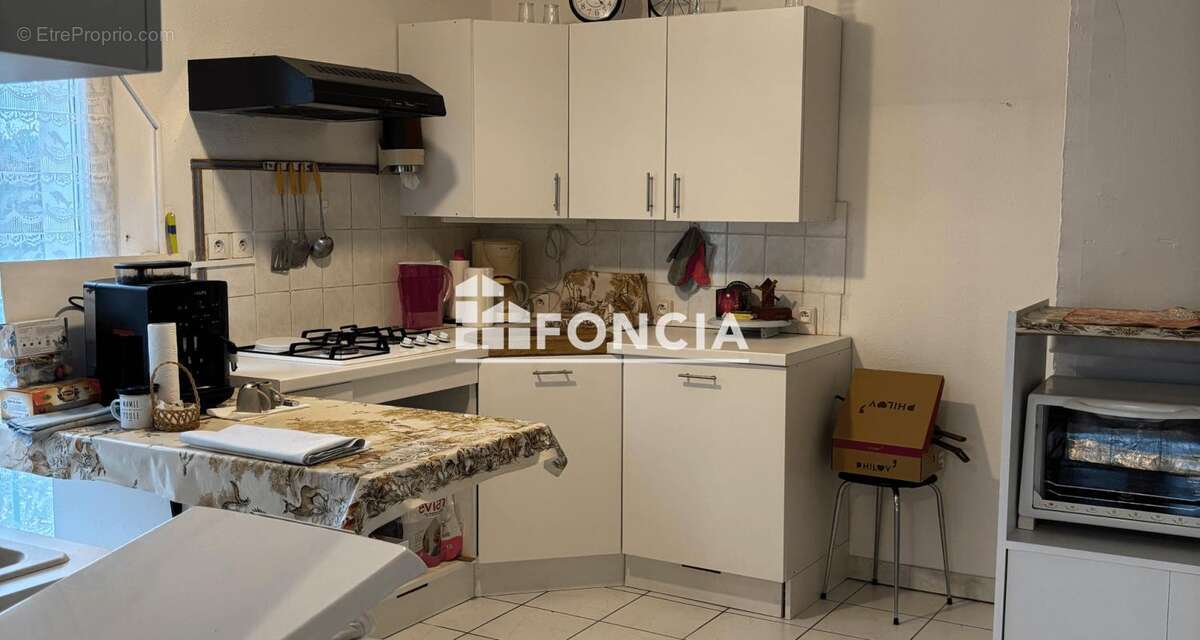 Appartement à LIVRON-SUR-DROME