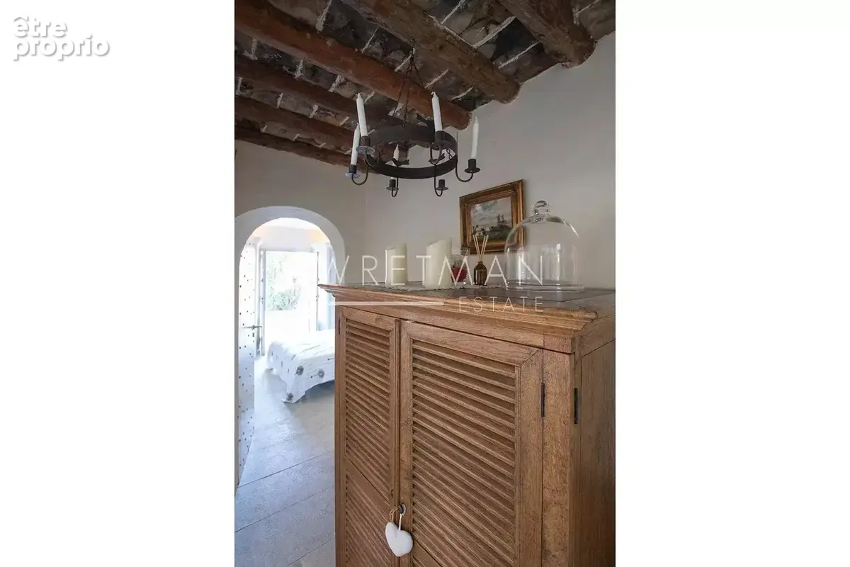 Villa dans un domaine prestigieux près du village de Valbonne - photo 17