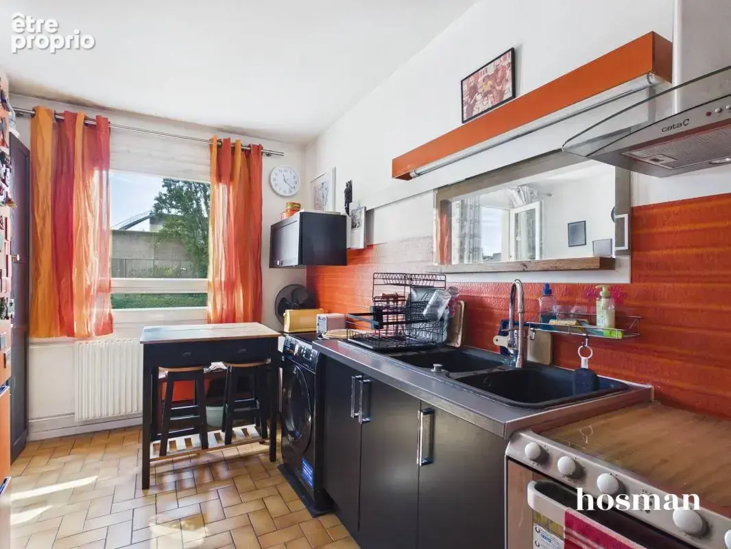 Appartement 3 pièces - 63 m² - Rue De La Chapelle, Paris - photo 6